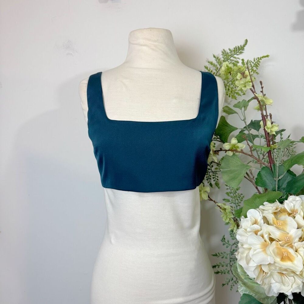 NIA The Brand Emerald Green Square-Neck Crop Top | Medium